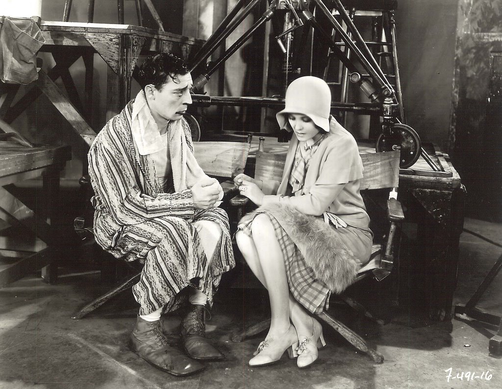 Free and Easy (1930)